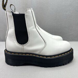 Dr. Martens 2976 Quad Womens Size 7 Chelsea Boots White Smooth Leather Pull On